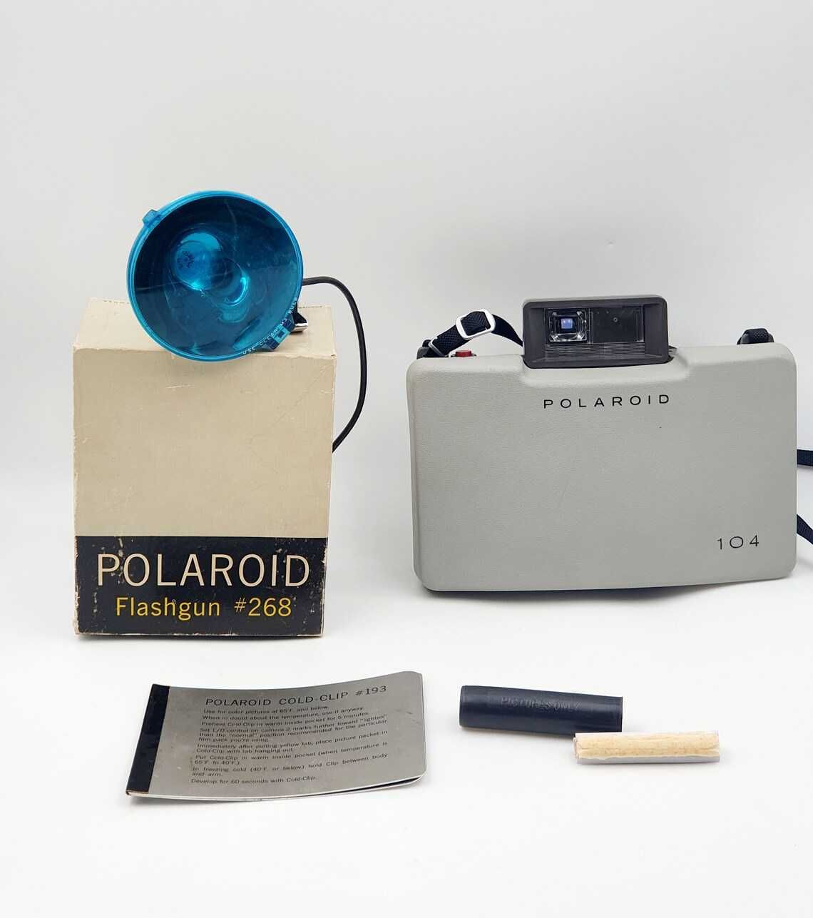 Vintage Polaroid 104 Instant Pack Film Land Camera And Flashgun