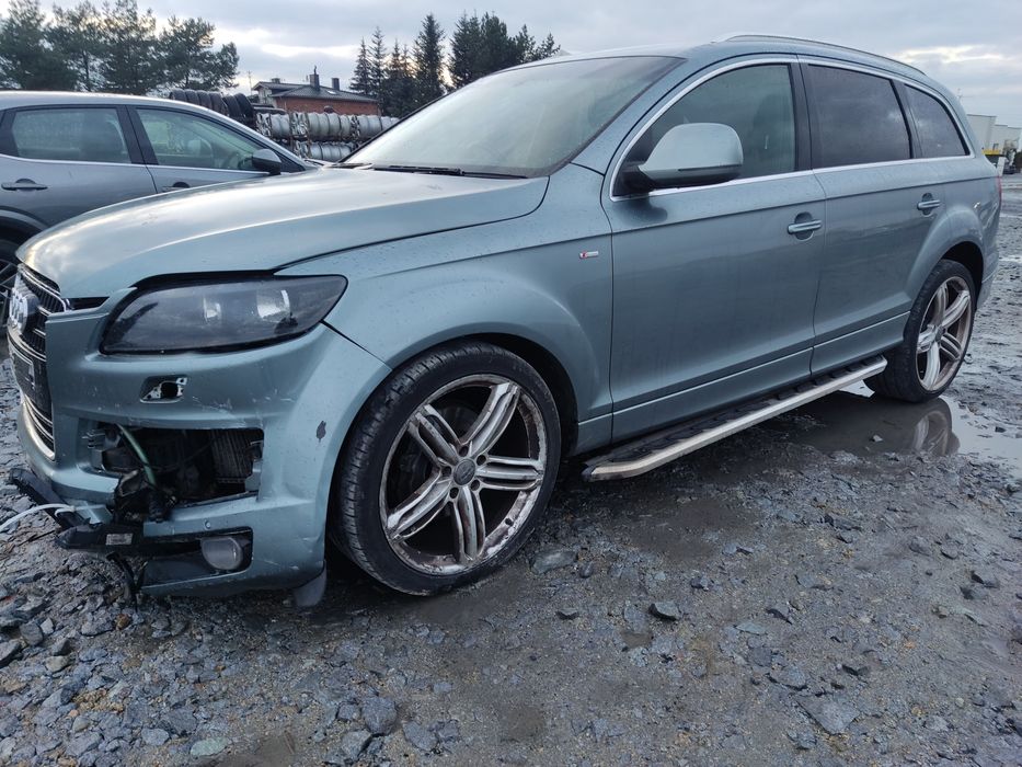 Karoseria Audi Q7 LY7E S-Line Maska Zderzak Błotnik Drzwi Klapa Zielon