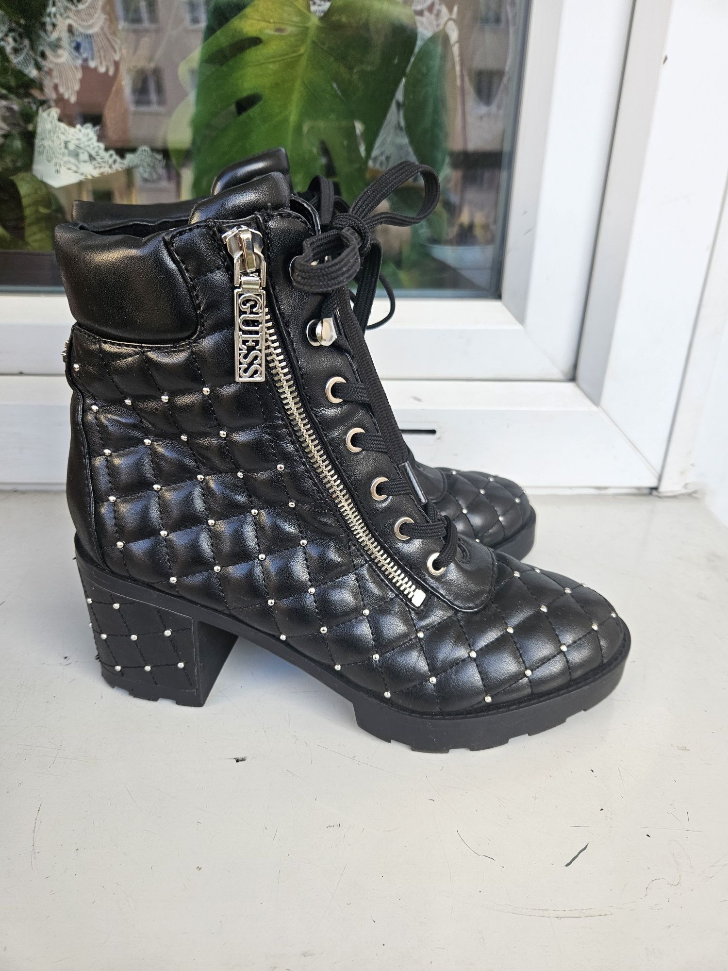 Botki Guess roz 38