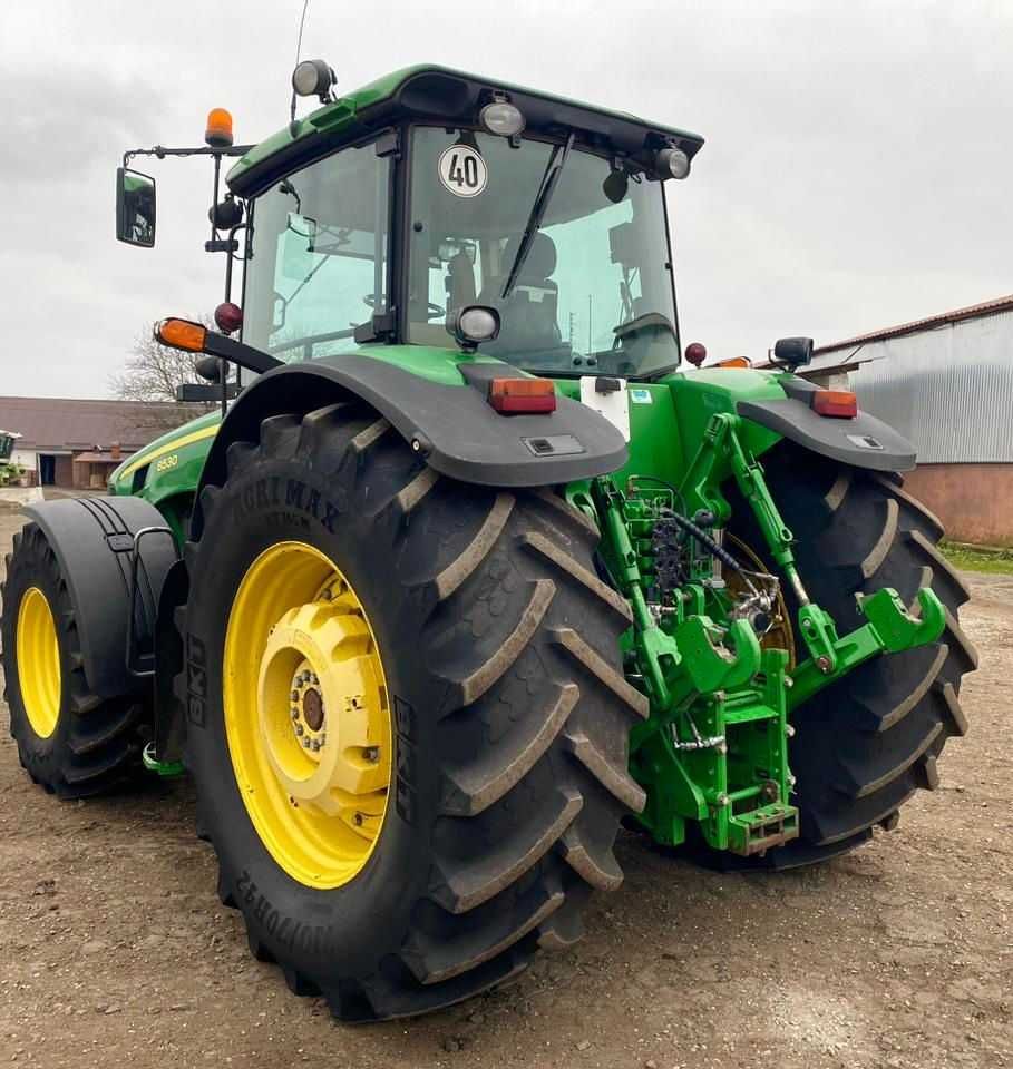 Трактор John Deere 8530 .2008p/в, напрац. 10800 м/г, потужн-360 к.с.