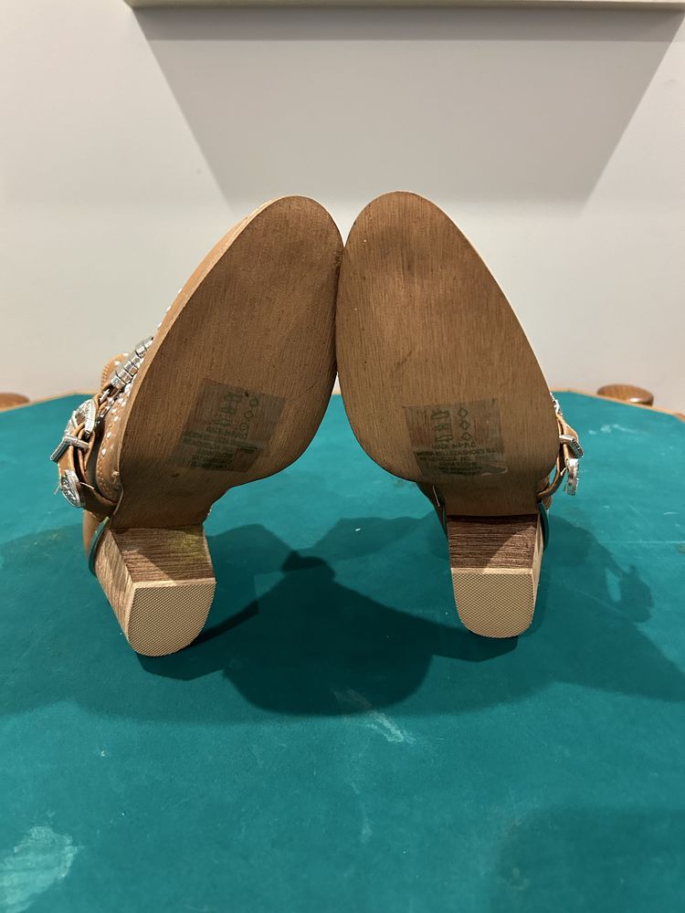 Botins Senhora 39