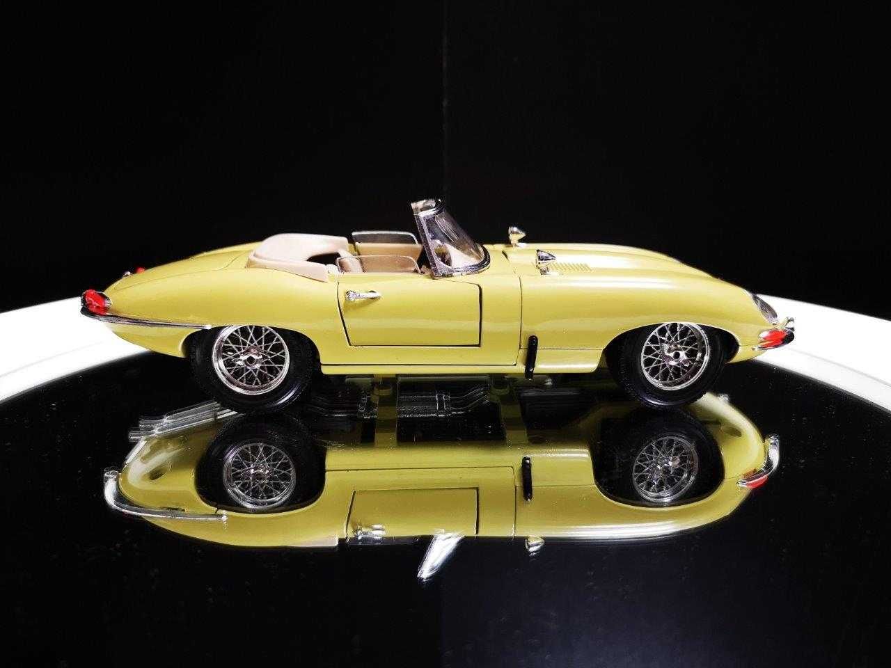 Linda miniatura Jaguar E Cabriolet -1961 Bburago