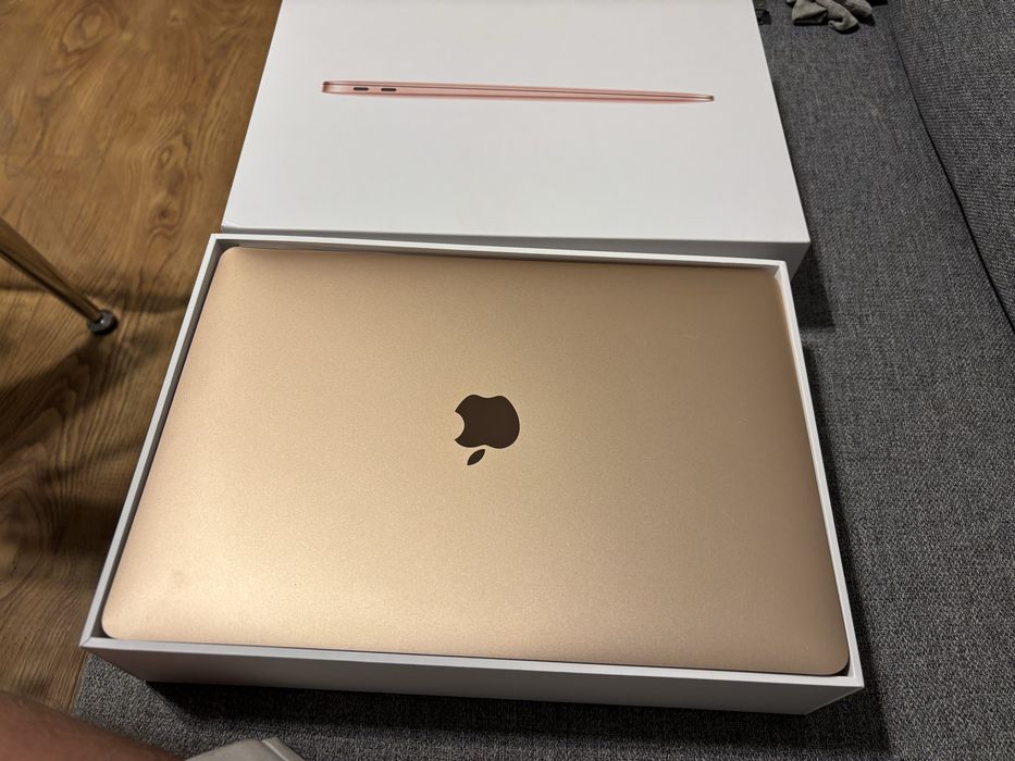 Apple MacBook Air M1 13” 8GB/256GB - 86% Bateria Gold
