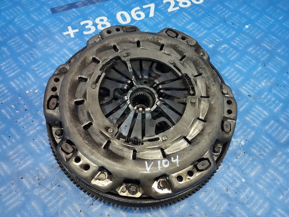 Зчеплення Vito W639 Кошик Диск Вито в 639 маховік Віто в639