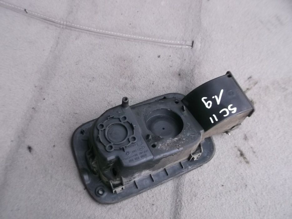 renault SCENIC 2 1.9 dci 04r klapka wlewu paliwa TEA19