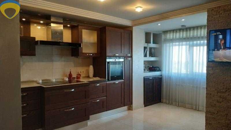 Великолепная квартира с мебелью и техникой для семьи!