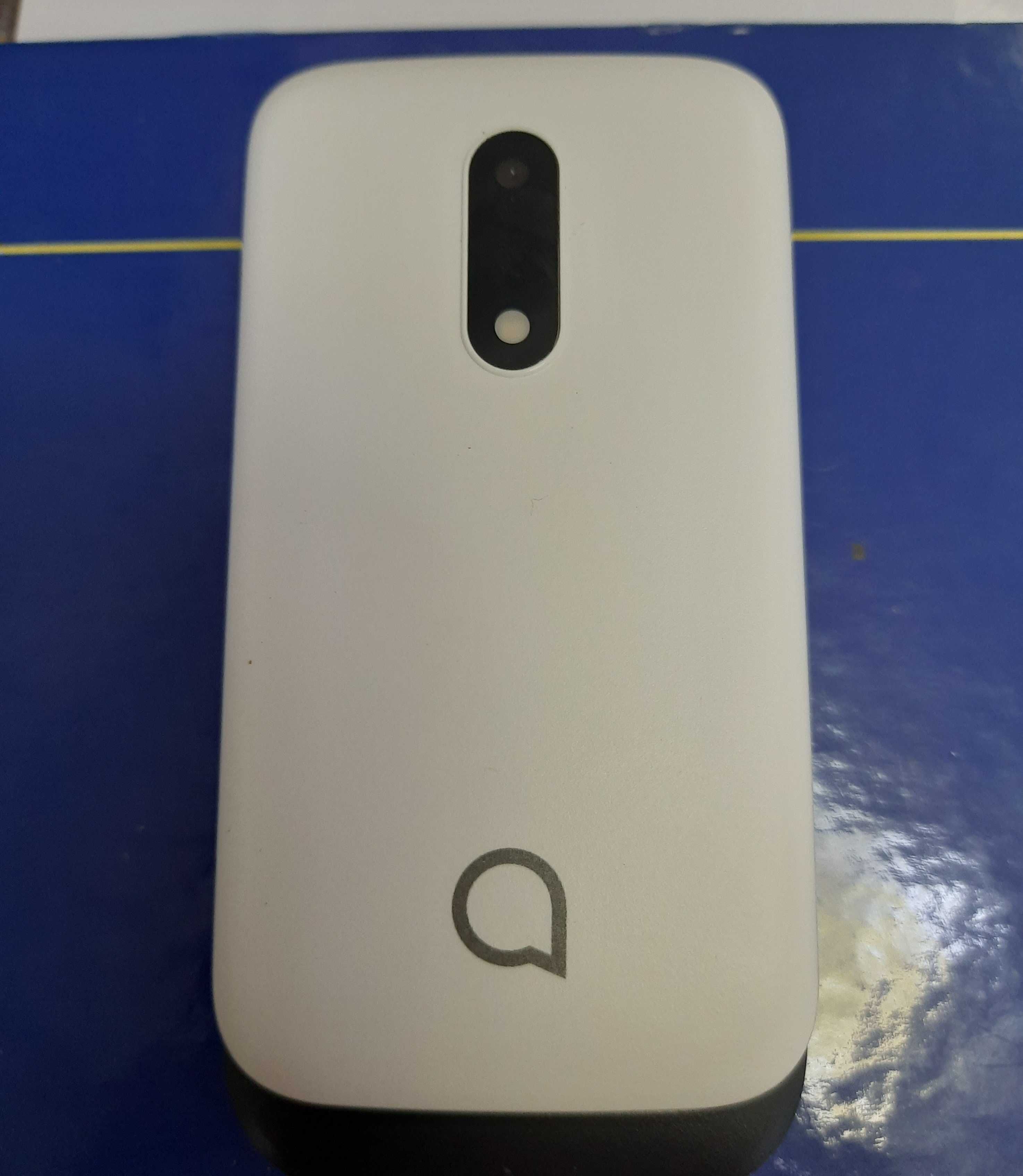 Продам розкладний телефон Alcatel 2057