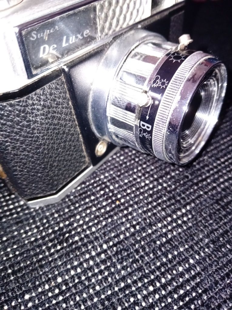 Máquina afotográfica analógica da marca Yashica