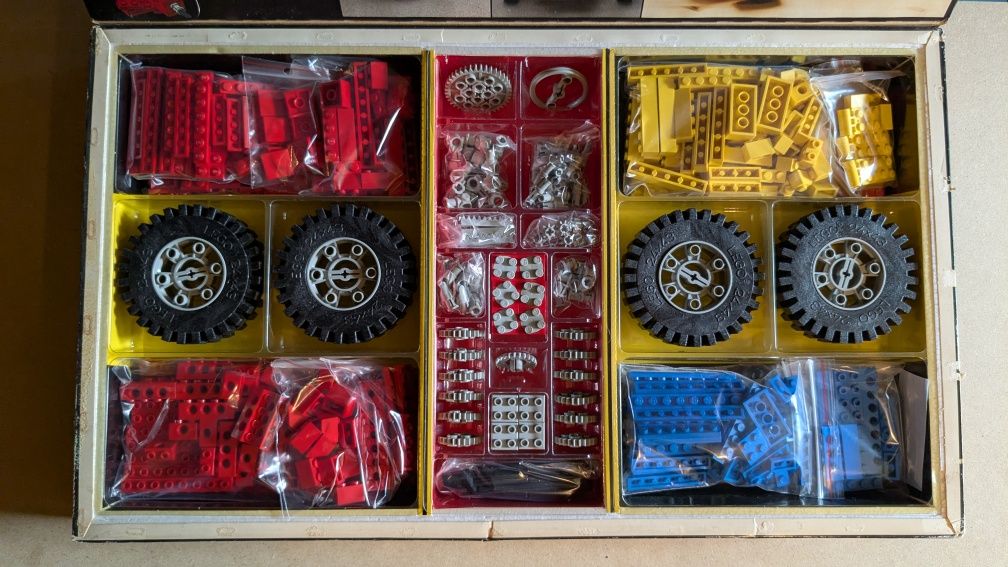 Lego technic 853 Auto Chassis