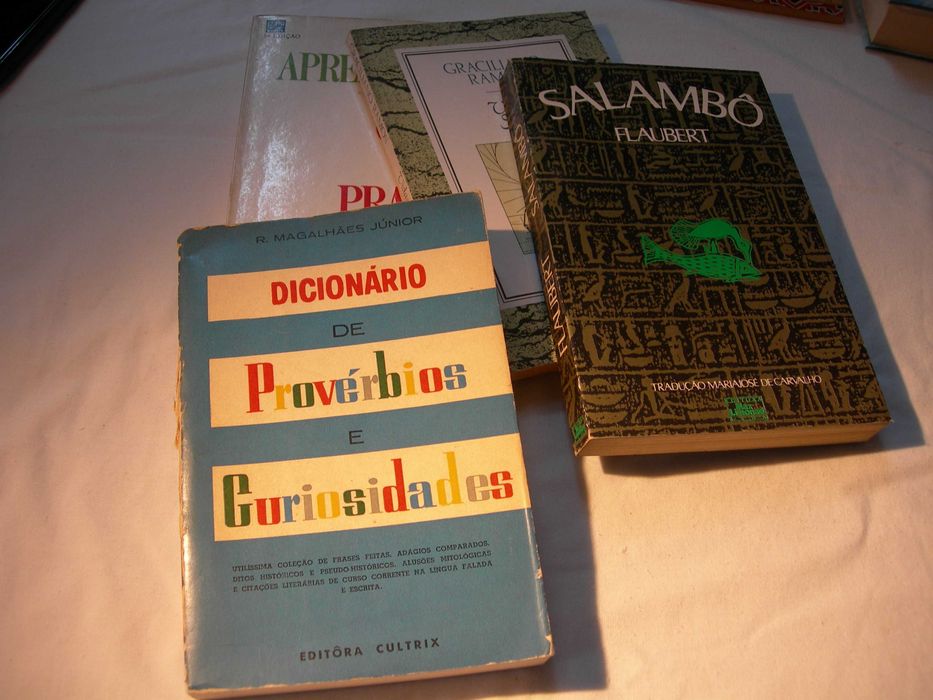 Dicionário de Provérbios e Curiosidades. (4 Livros)