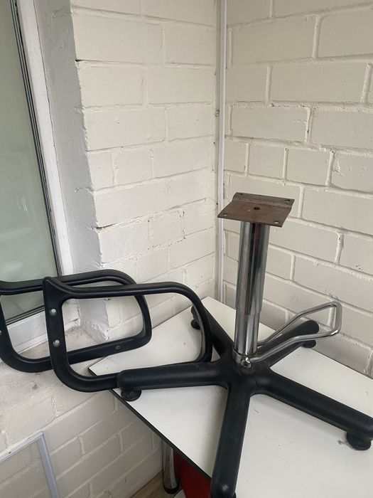 Гідравліка перукарського кресла