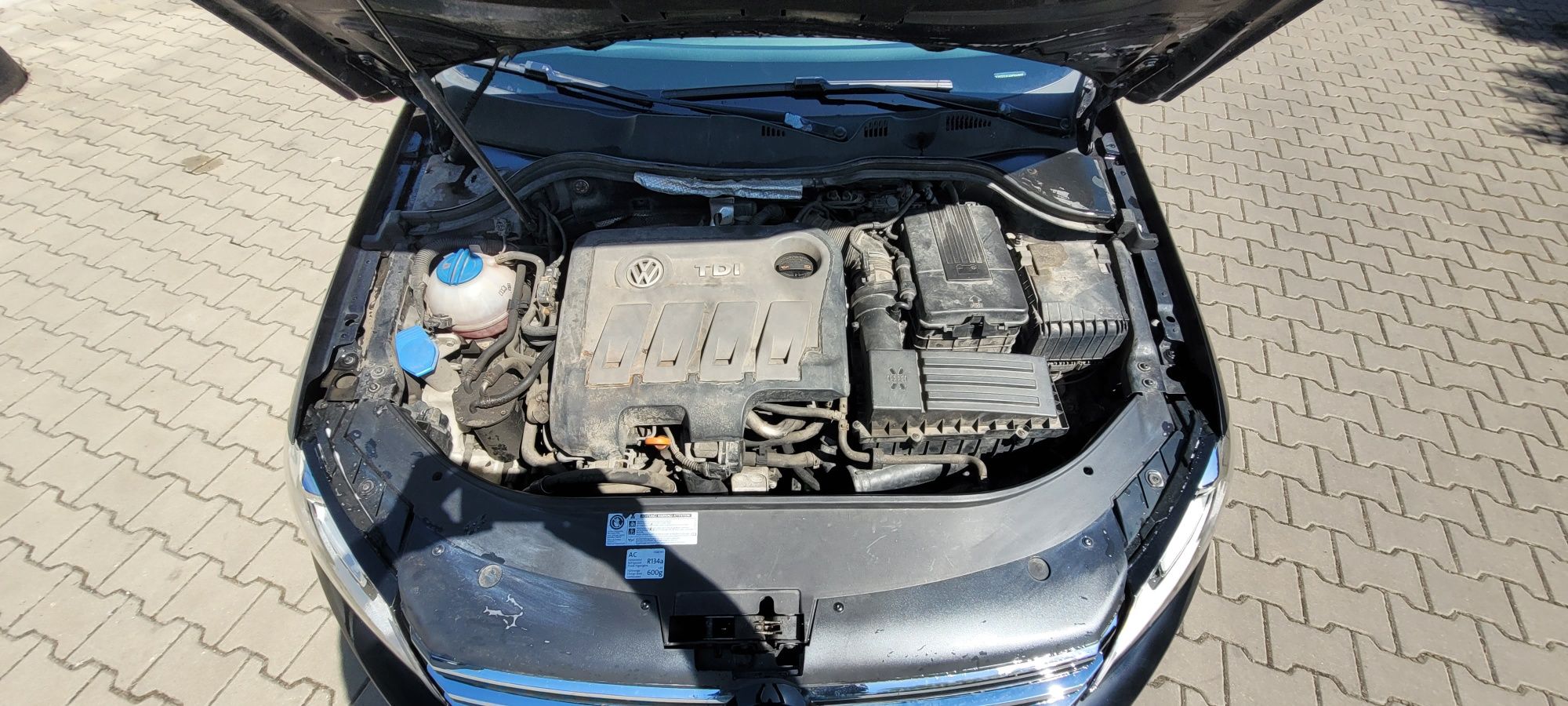 VW PASSAT B7 2,0 TDI Bluemotion Sedan