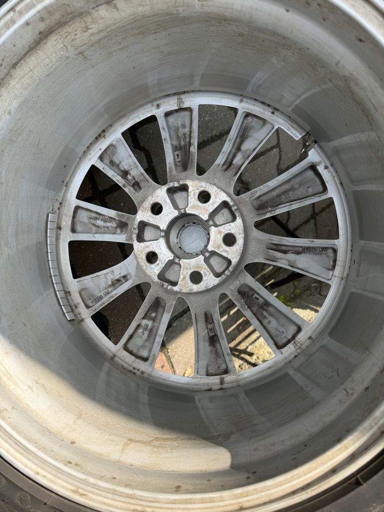 Koła zimowe 20 TESLA Y 255/45 + 275/45 jak NOWE Pirelli ORYGINAŁ FV