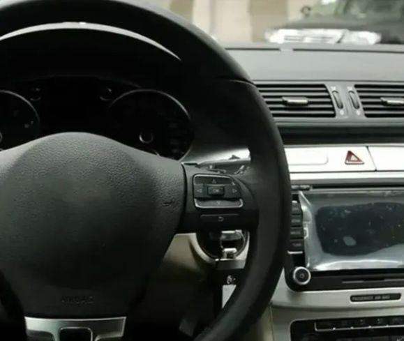 Блок кнопа на кермо Volkswagen Amarok /Caddy /Jetta MK6 /Golf MK6