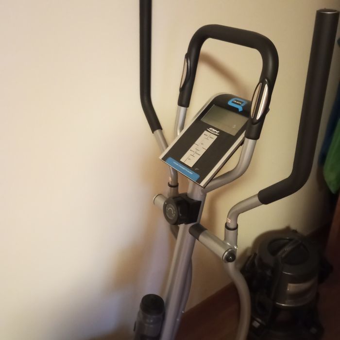 Bicicleta Elíptica BH Quick G233N/Nova a estrear