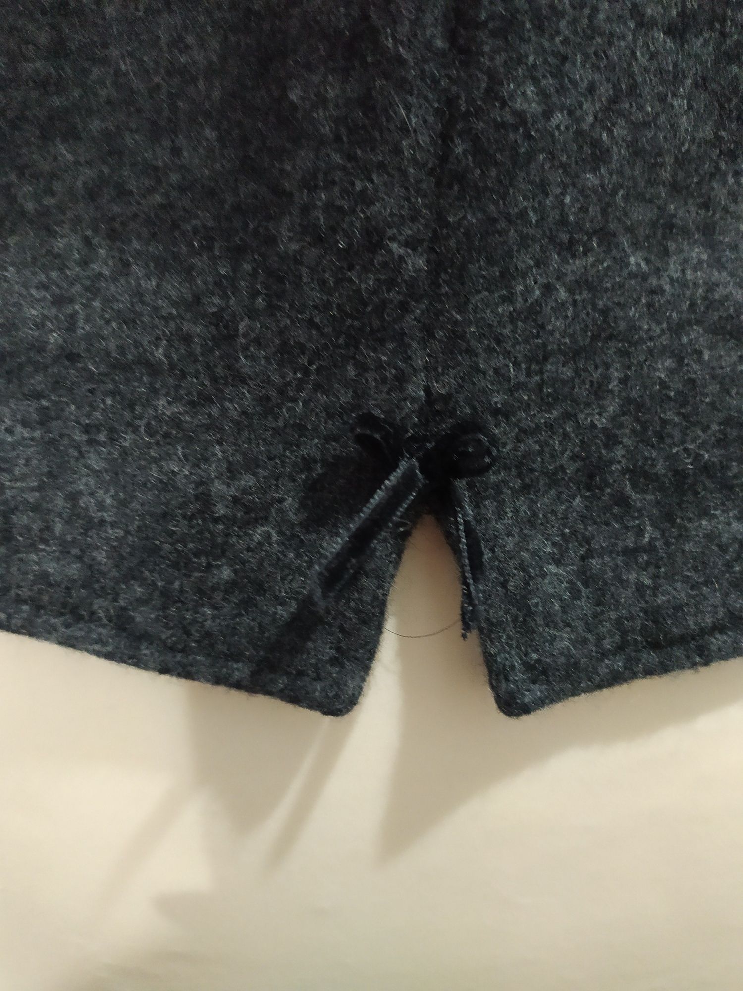 Giesswein wełna dziewicza virgin wool sweterek obszyty futrem