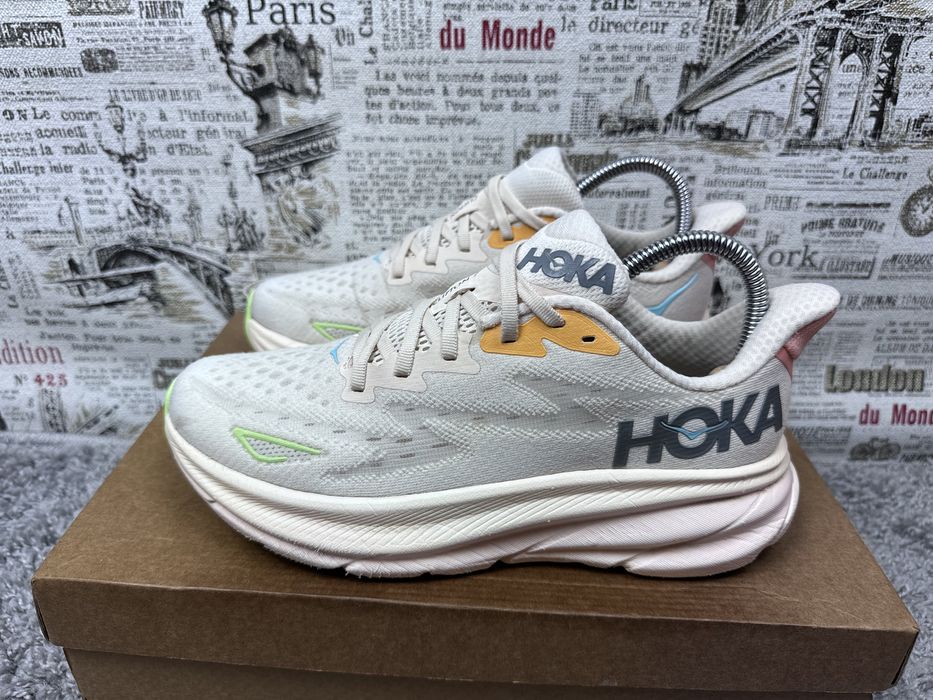 Оригінал ! Кросівки Hoka One One Clifton 9 Розмір 40