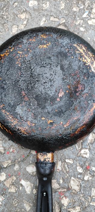 Сковорода  бу 24 см