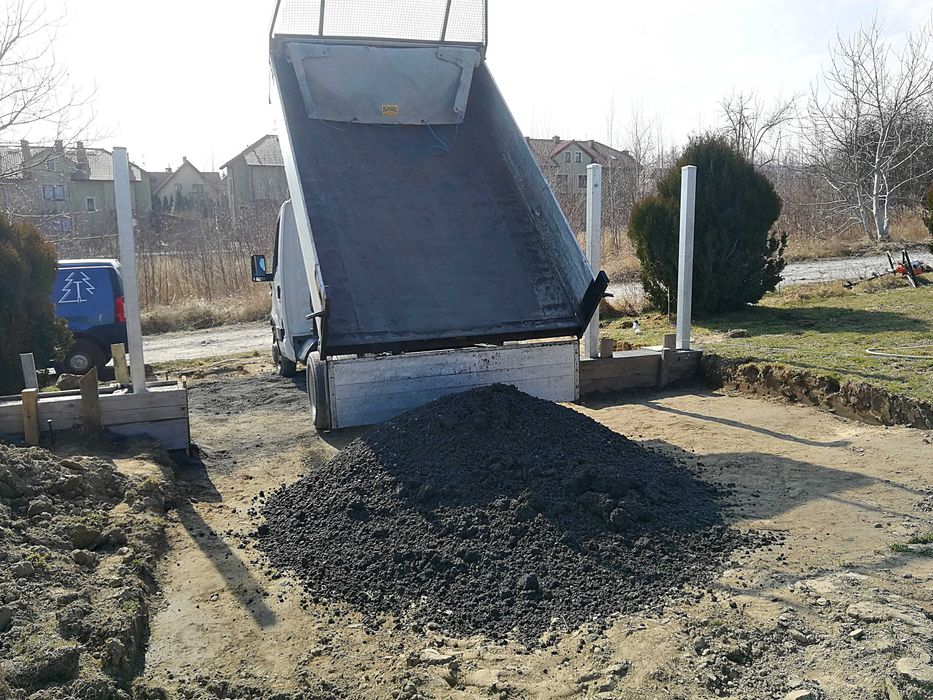 Beton towarowy półsuchy,suchy KRAKÓW /B15,B20,B25,chudziak,betoniarnia