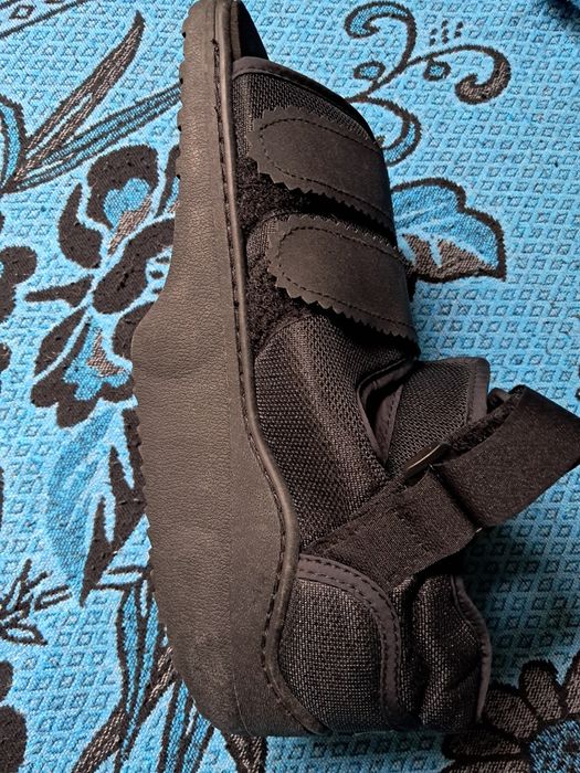 Obuwie ortopedyczne,pooperacyjne