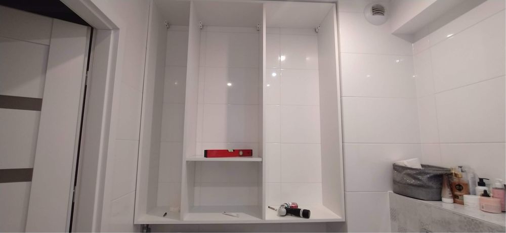 Składanie mebli, cięcie blatów i drzwi