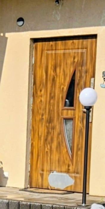 Drzwi zewnętrzne/system jednego klucza