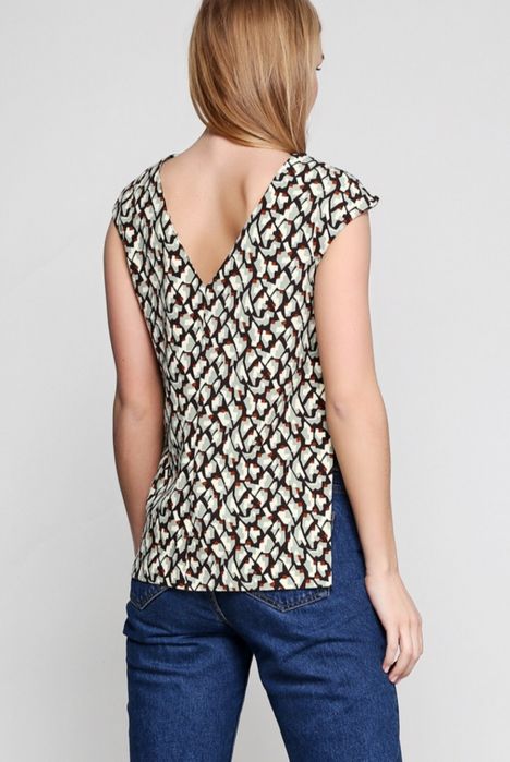 НОВА Блузка Zara Basic Collection, S-М