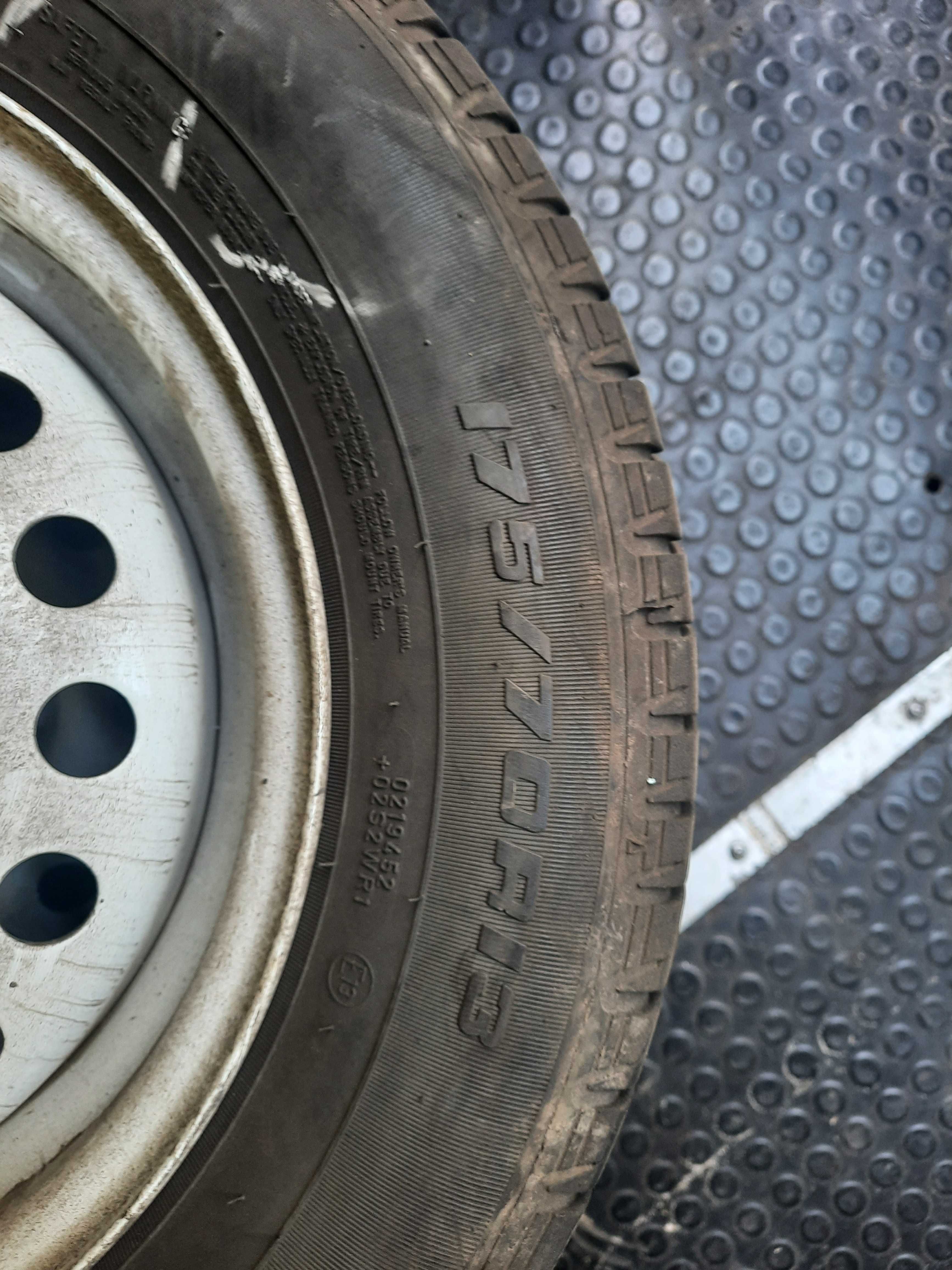 Шини 175/70 R13 KELLY ST. літо на металевих дисках