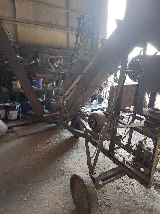 Продам зернопогрущик Зм 60