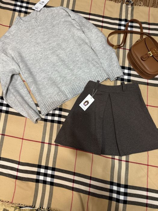 Продаю класну твідову юбку нову дуже стильову