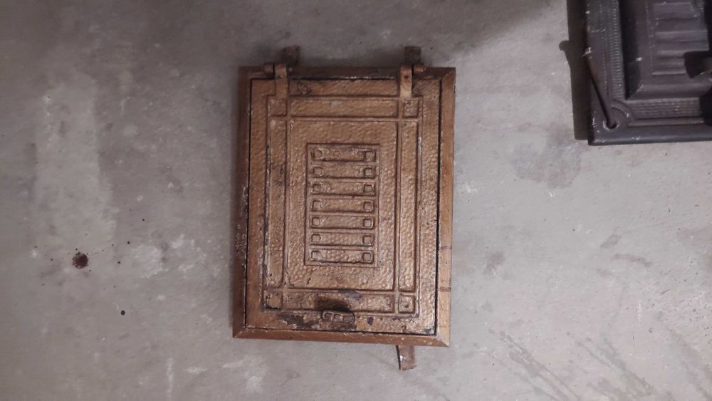 Drzwi do pieca stare