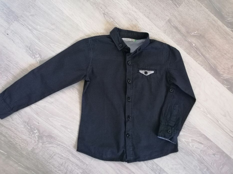 Super granatowa koszula w idealnym stanie
