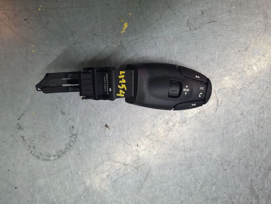 Manípulo do rádio PEUGEOT 208