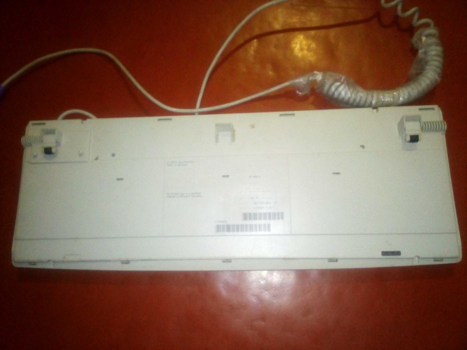 Клавиатура Nec Германия со штекером под старый компьютер