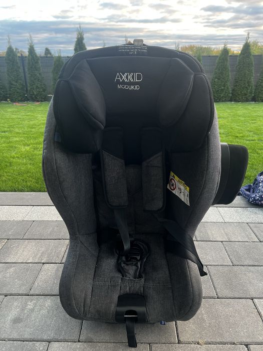 Fotelik samochodowy AXKID Modukid