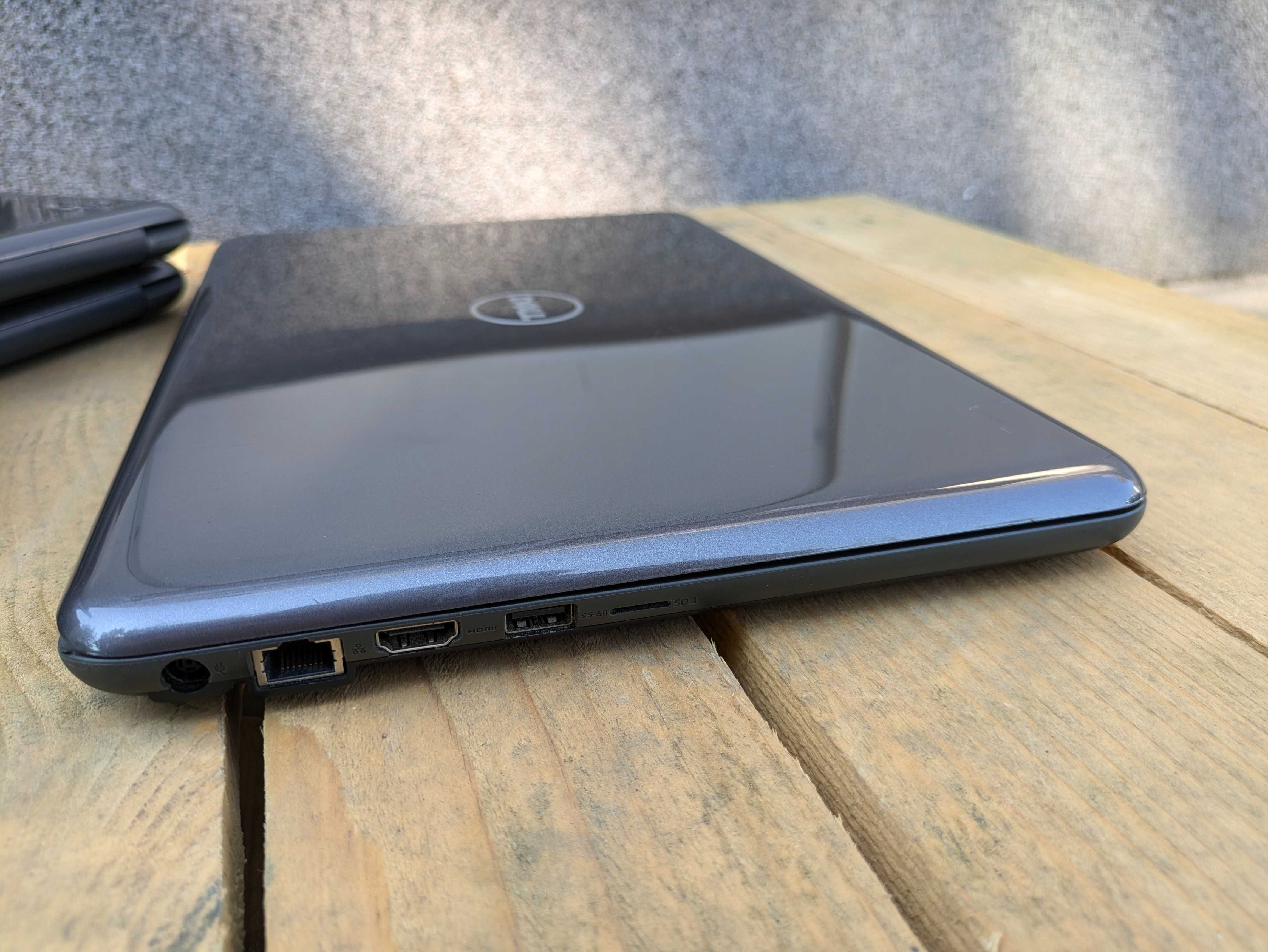 Ноутбук Dell Latitude 3380 i3-6006U/8 /256 GB/ 13.3 " HD
