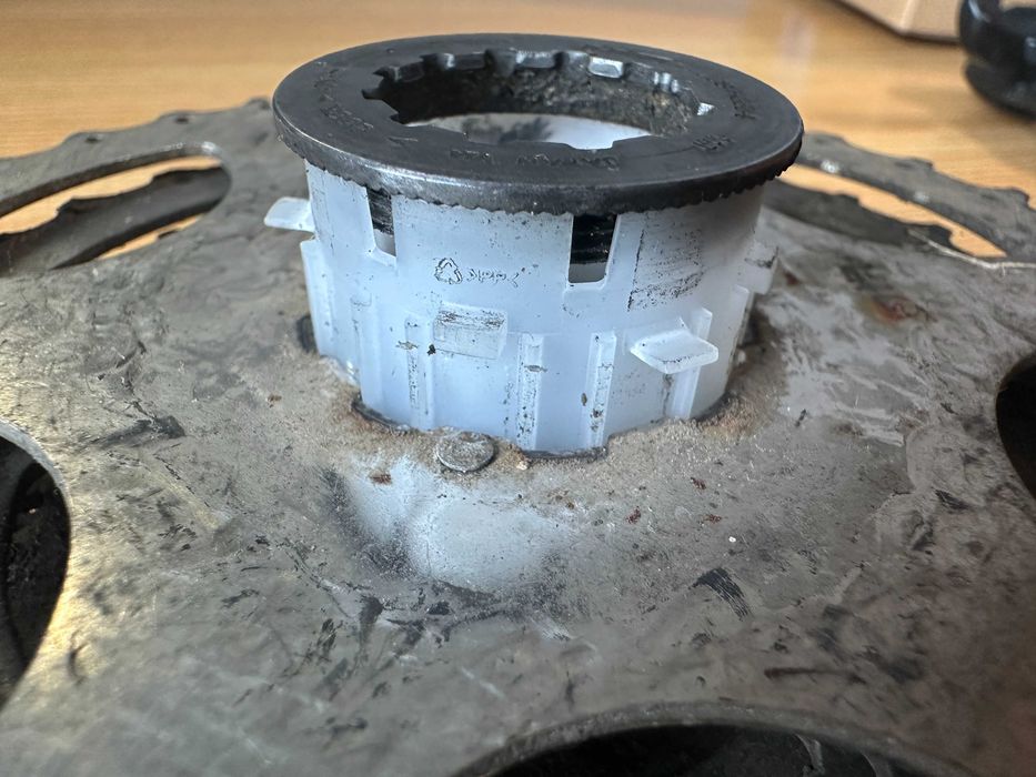 Касета 9 шв. Shimano Deore CS-HG50-9 11-32T. Made in Japan