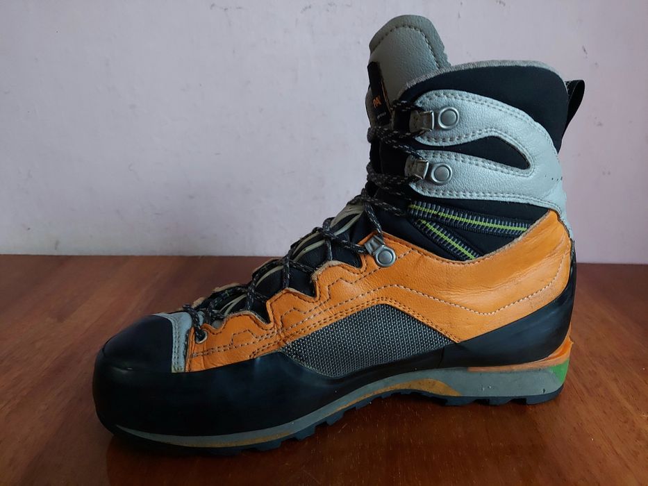 Черевики альпіністичні гірські фірми scarpa Rebel  gore tex vibram ори