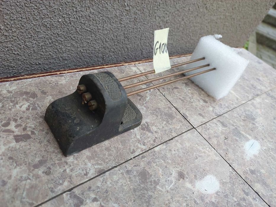 G100 Gong starego zegara kominkowego bufetowego 3 trzy struny