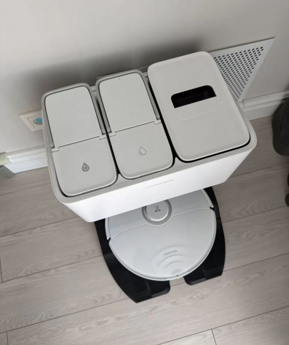 RoboRock S8 Pro ultra White, робот- пилосос з вологим прибиранням