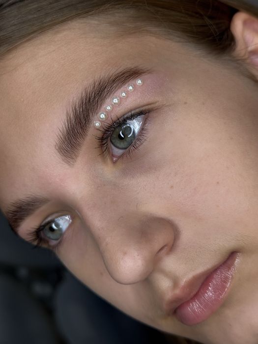 Шукаю моделей на брови Київ