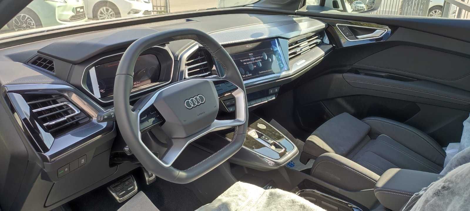 AUDI NEW Q4 e-tron TOP Creative  2023  84.8квт запас 605км за 220 грн