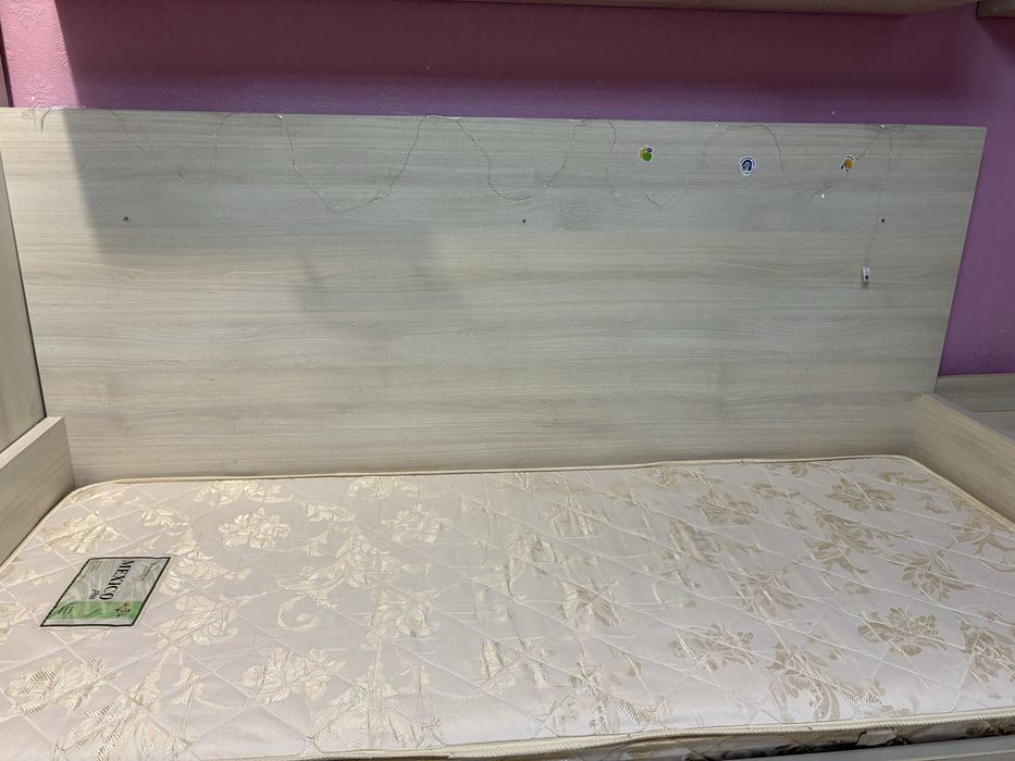 Двоспальне складне ліжко