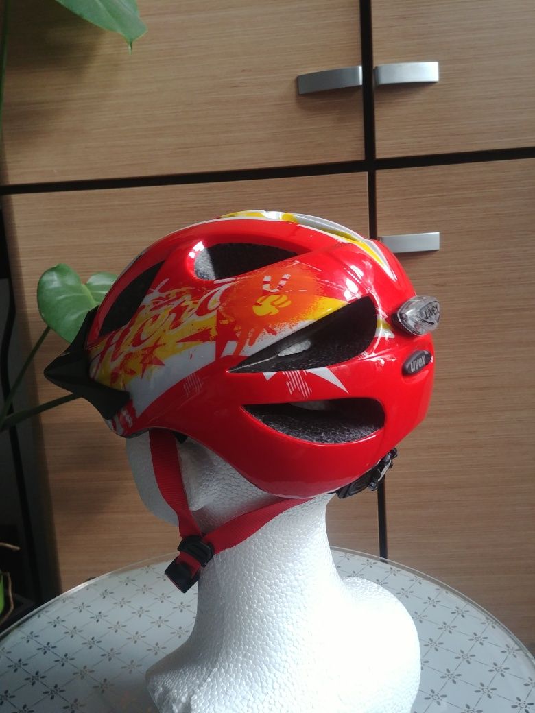 Kask rowerowy UVEX  hero czerwony