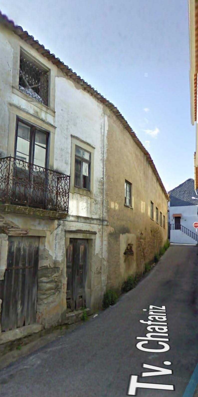 Moradia independente à venda