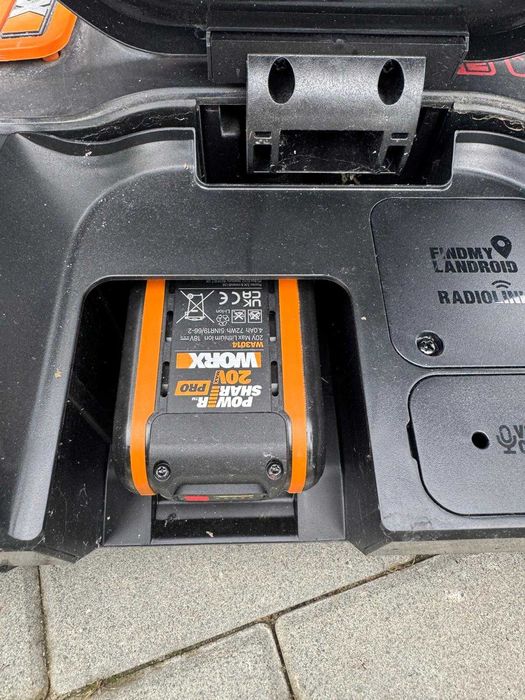 Robot koszący landroid M1000 + system antykolizyjny WA0860