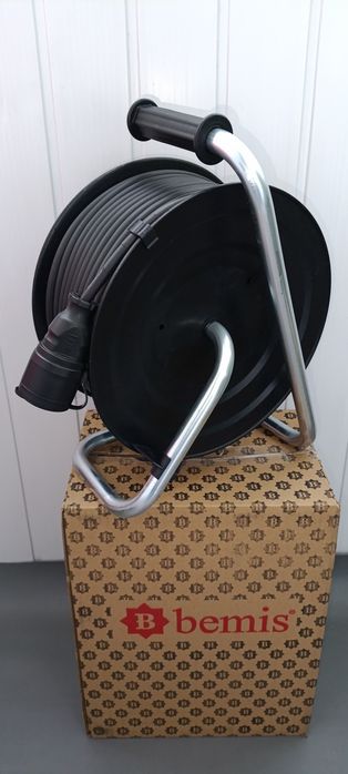 Подовжувач на котушці садовий Bemis удлинитель на катушке 20-50м.