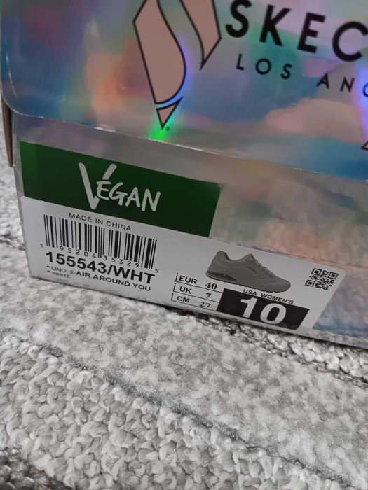 Adidasy damskie białe marki Skechers