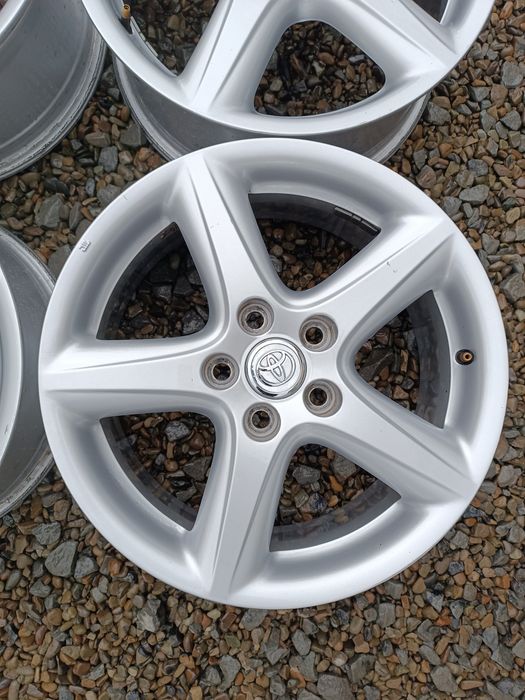 Диски 5*114.3 R17 TOYOTA Suzuki