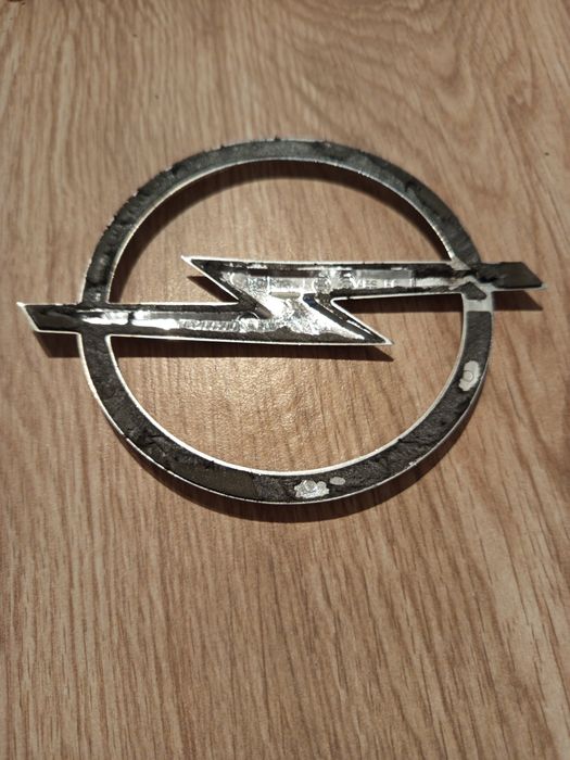 Znaczek emblemat klapy tył opel corsa d